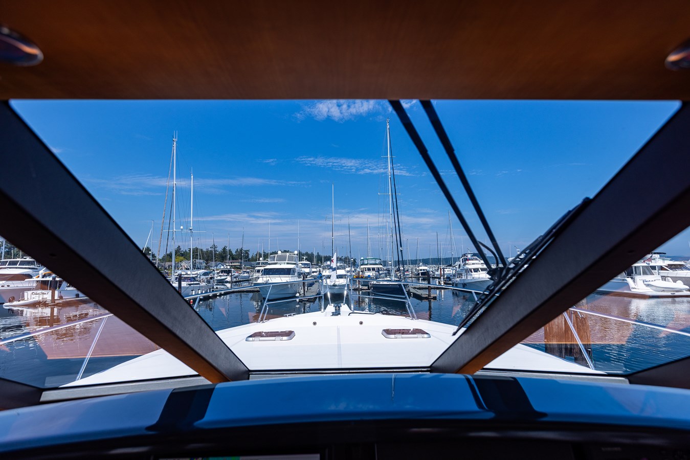 West Bay Motor Yacht Dawn Trader VII For Sale