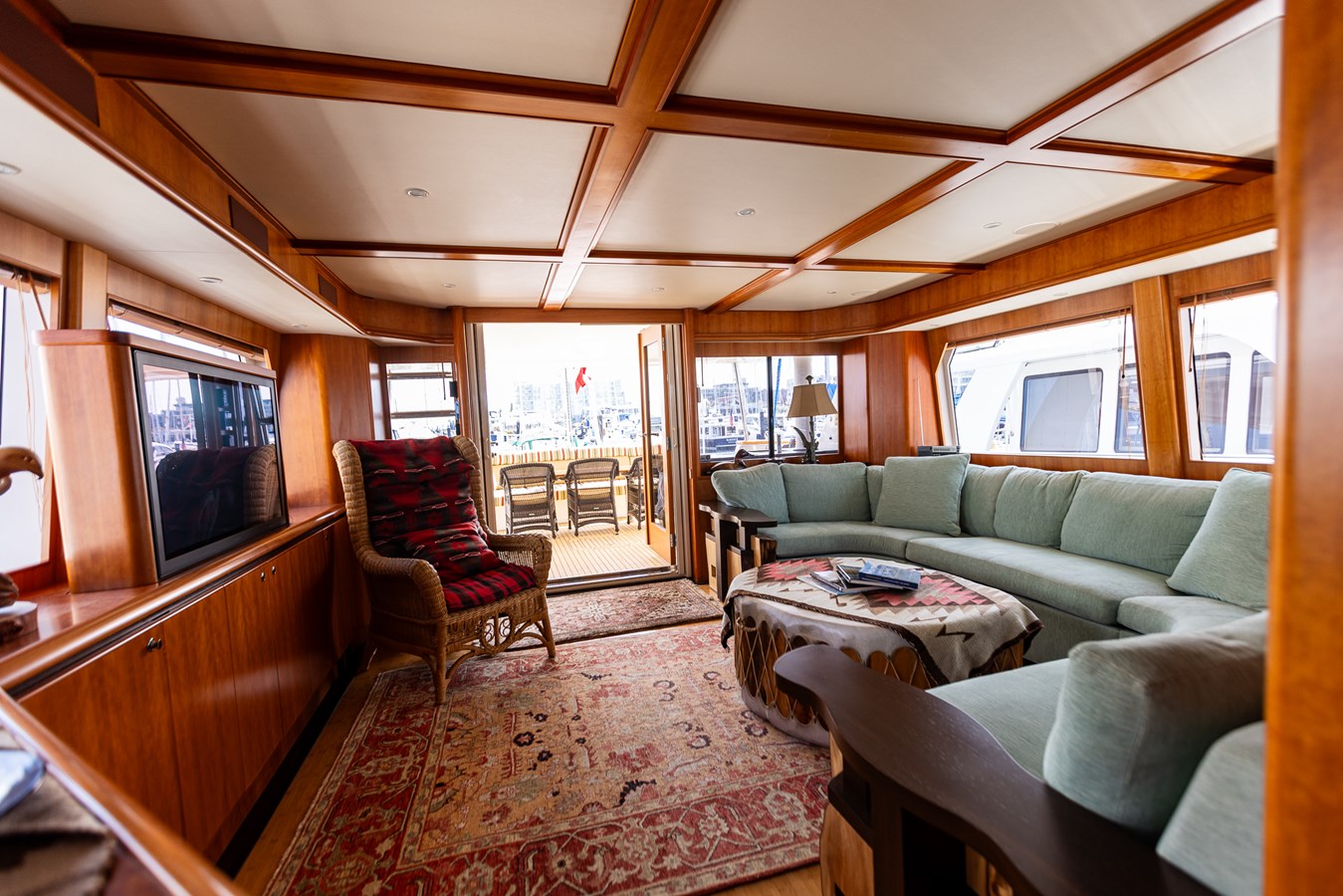 West Bay Motor Yacht Dawn Trader VII For Sale