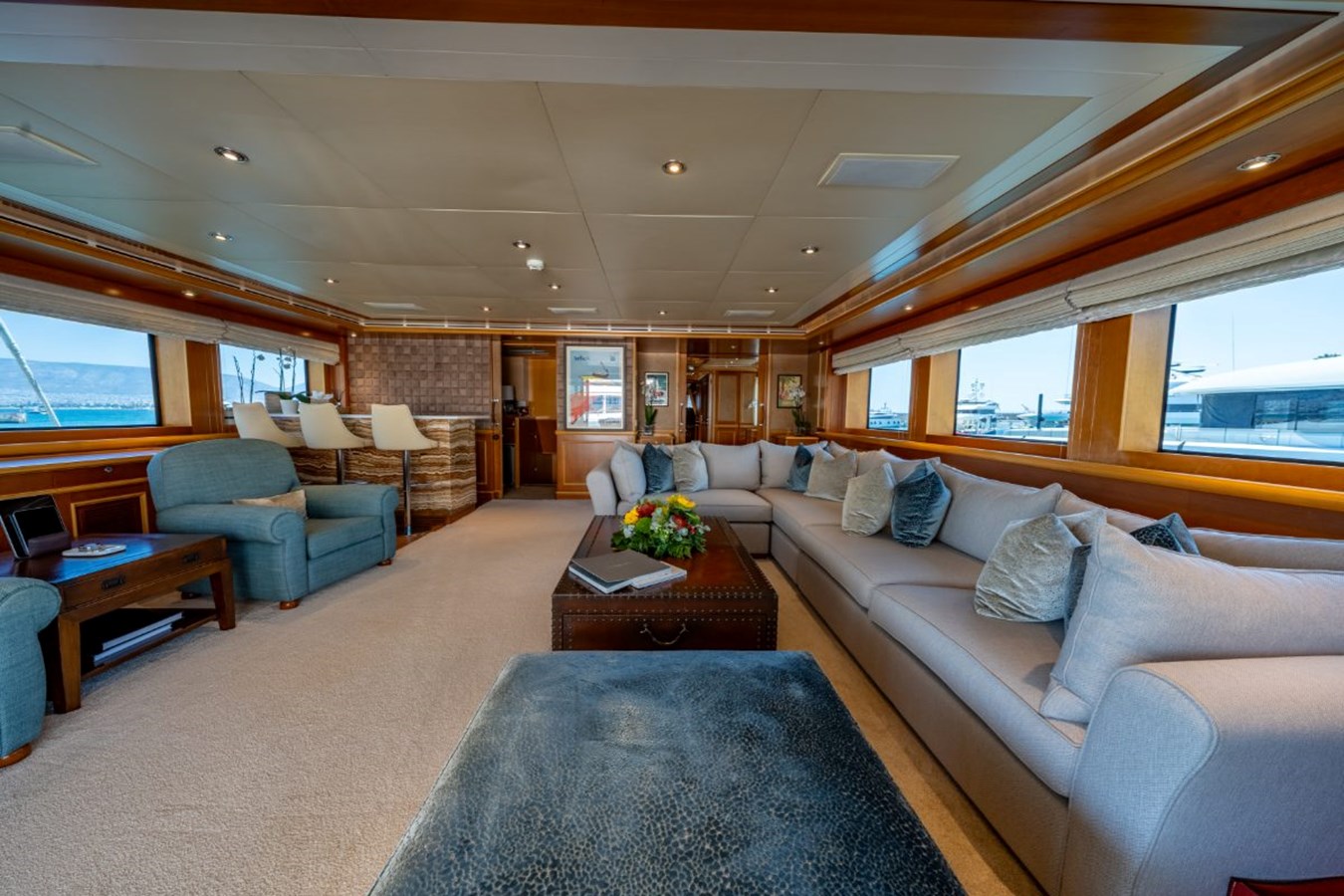 Crn Motor Yacht EMOTION 2 For Sale