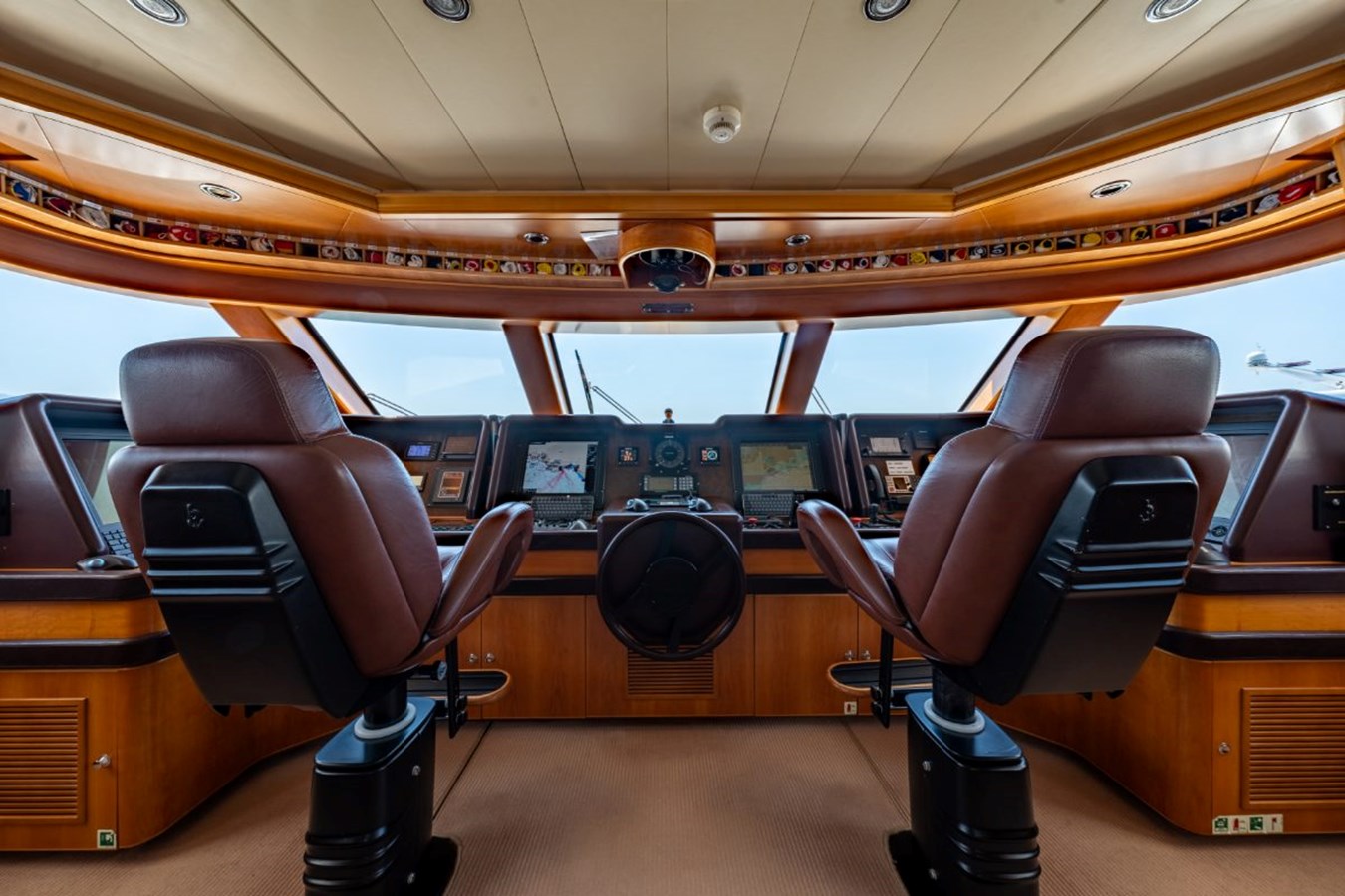 Crn Motor Yacht EMOTION 2 For Sale