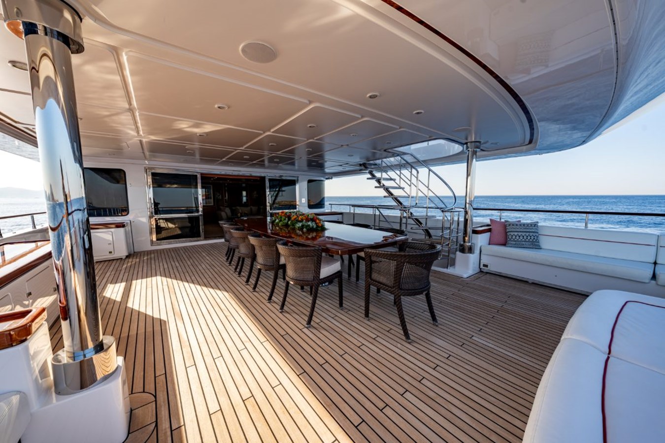 Crn Motor Yacht EMOTION 2 For Sale