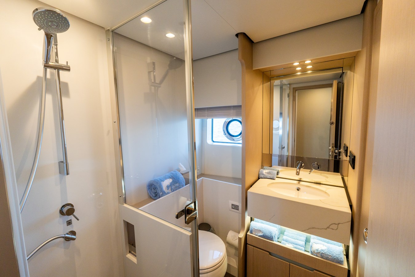 Azimut Yachts Motor Yacht GONE PHISHING For Sale