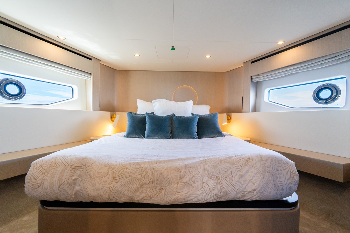 Azimut Yachts Motor Yacht GONE PHISHING For Sale