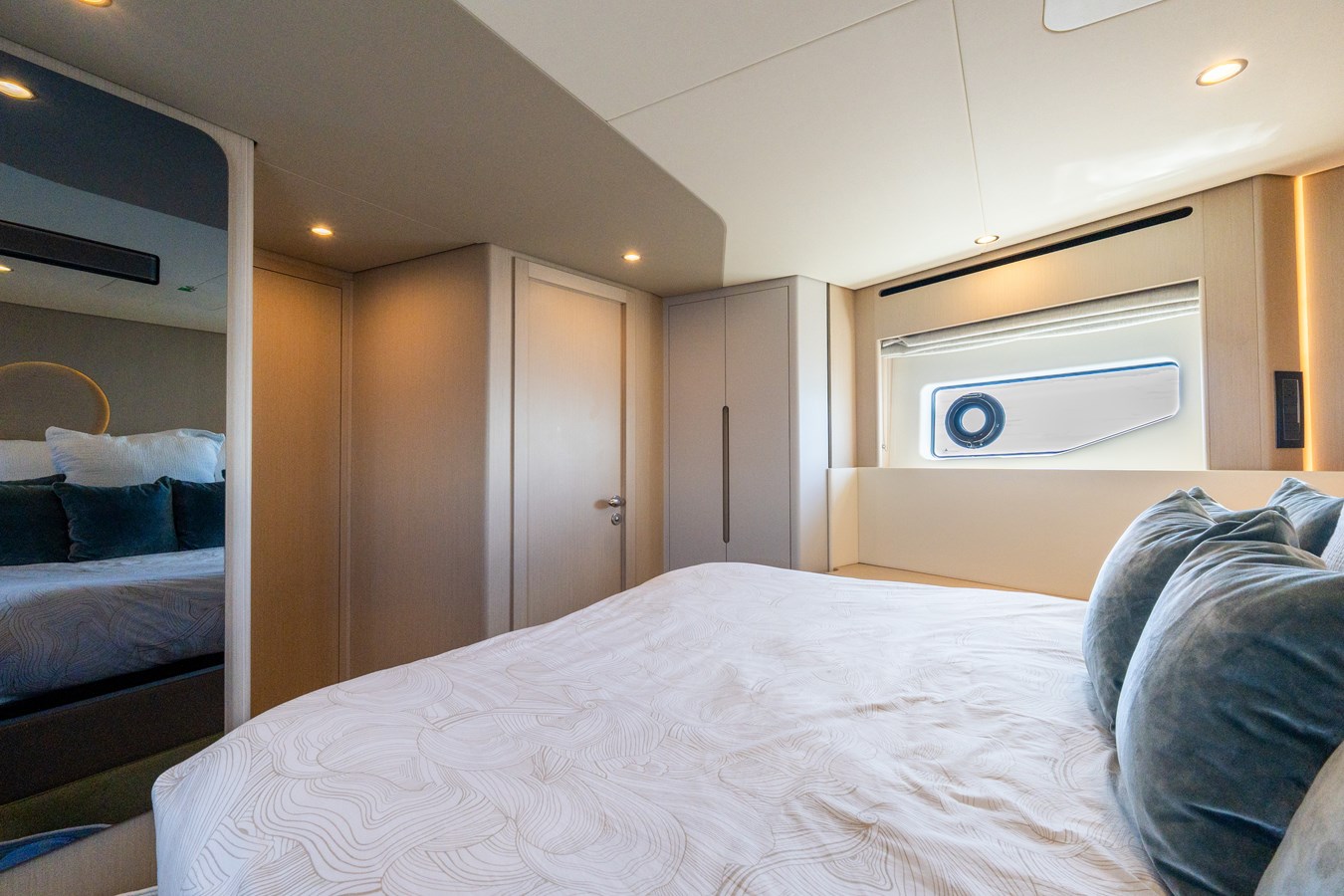 Azimut Yachts Motor Yacht GONE PHISHING For Sale
