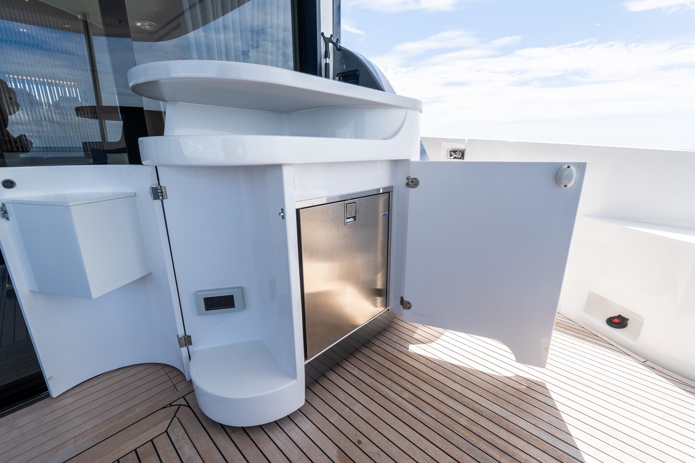 Azimut Yachts Motor Yacht GONE PHISHING For Sale