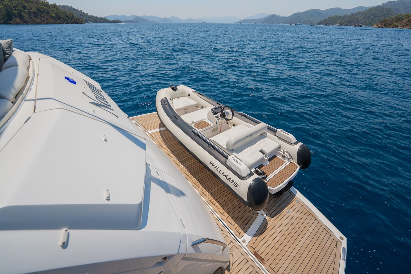 Sunseeker Motor Yacht Naama For Sale