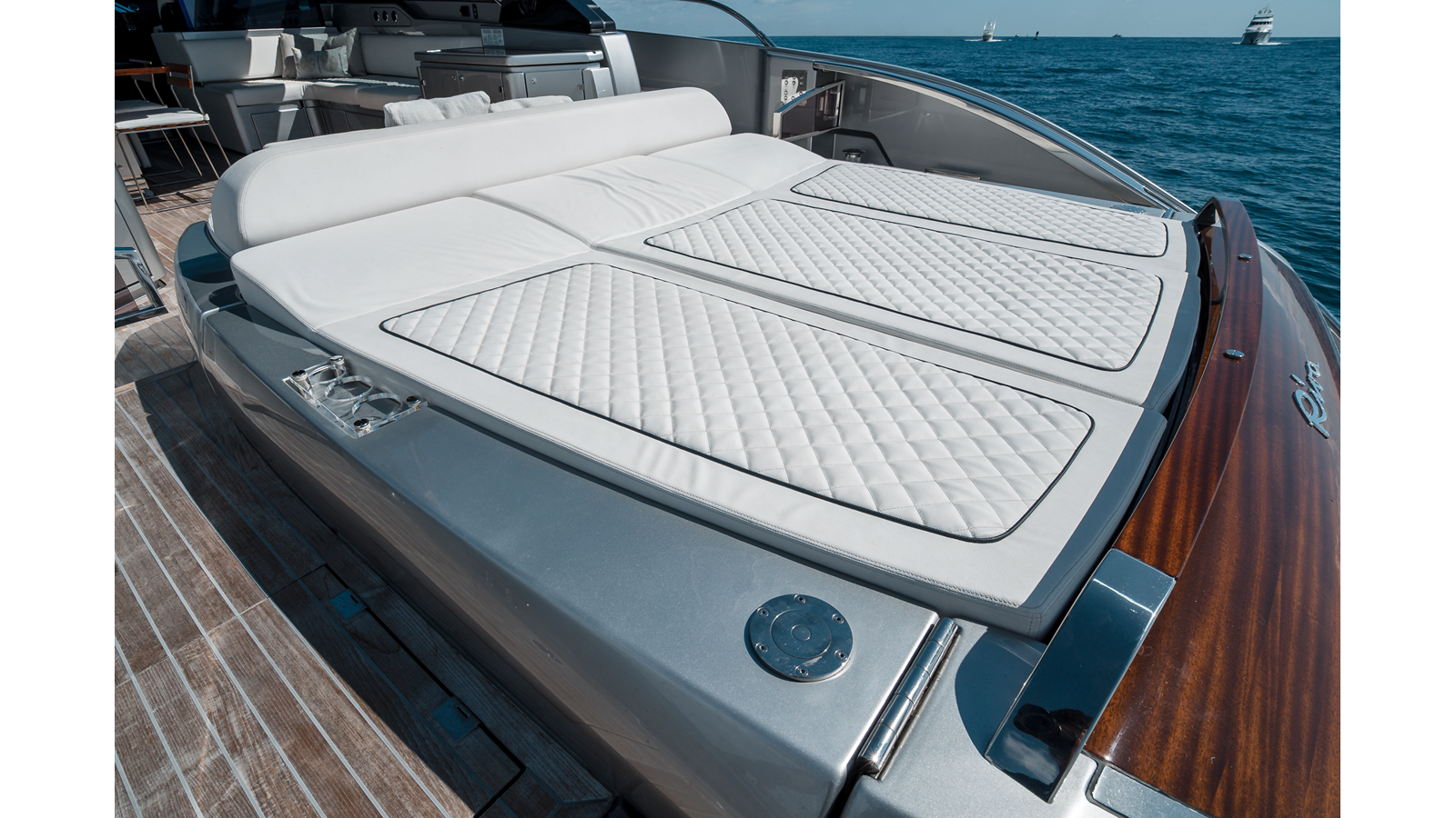 Riva Yacht Cruising Yacht BEL SOGNO For Sale