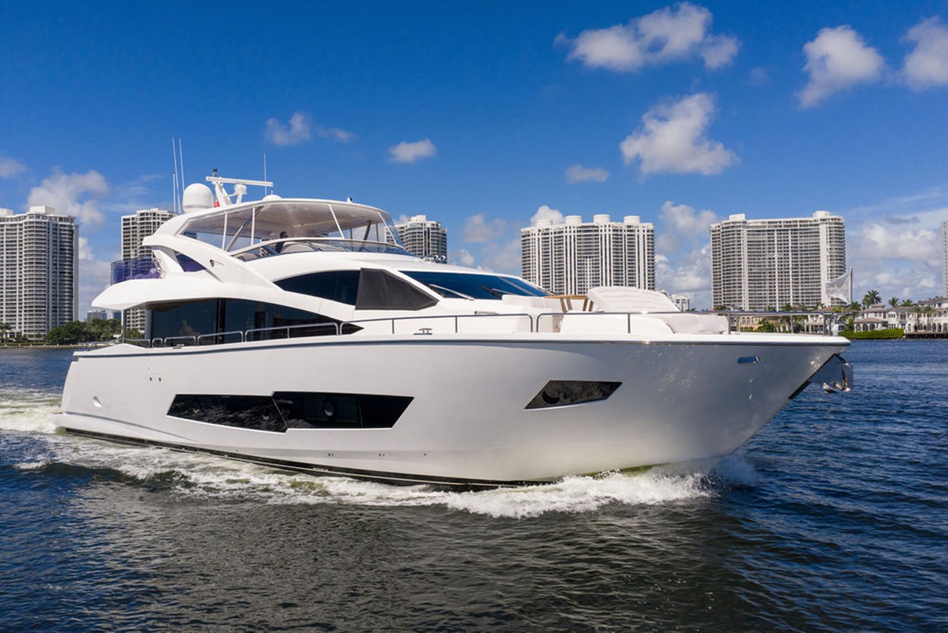 Sunseeker Motor Yacht SEA ZAR For Sale