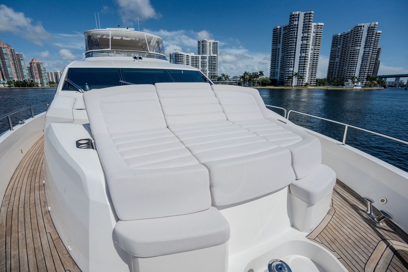 Sunseeker Motor Yacht SEA ZAR For Sale