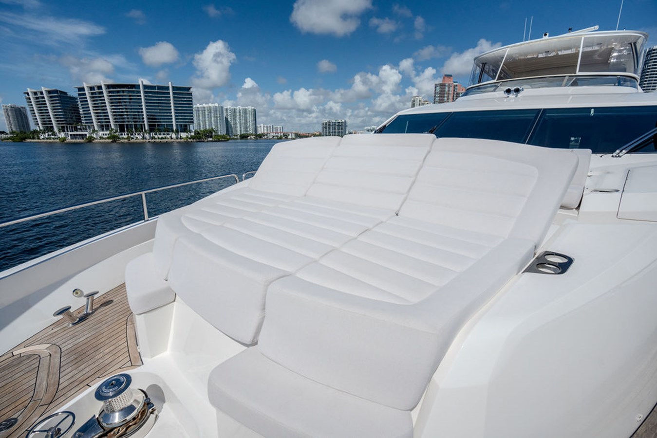 Sunseeker Motor Yacht SEA ZAR For Sale