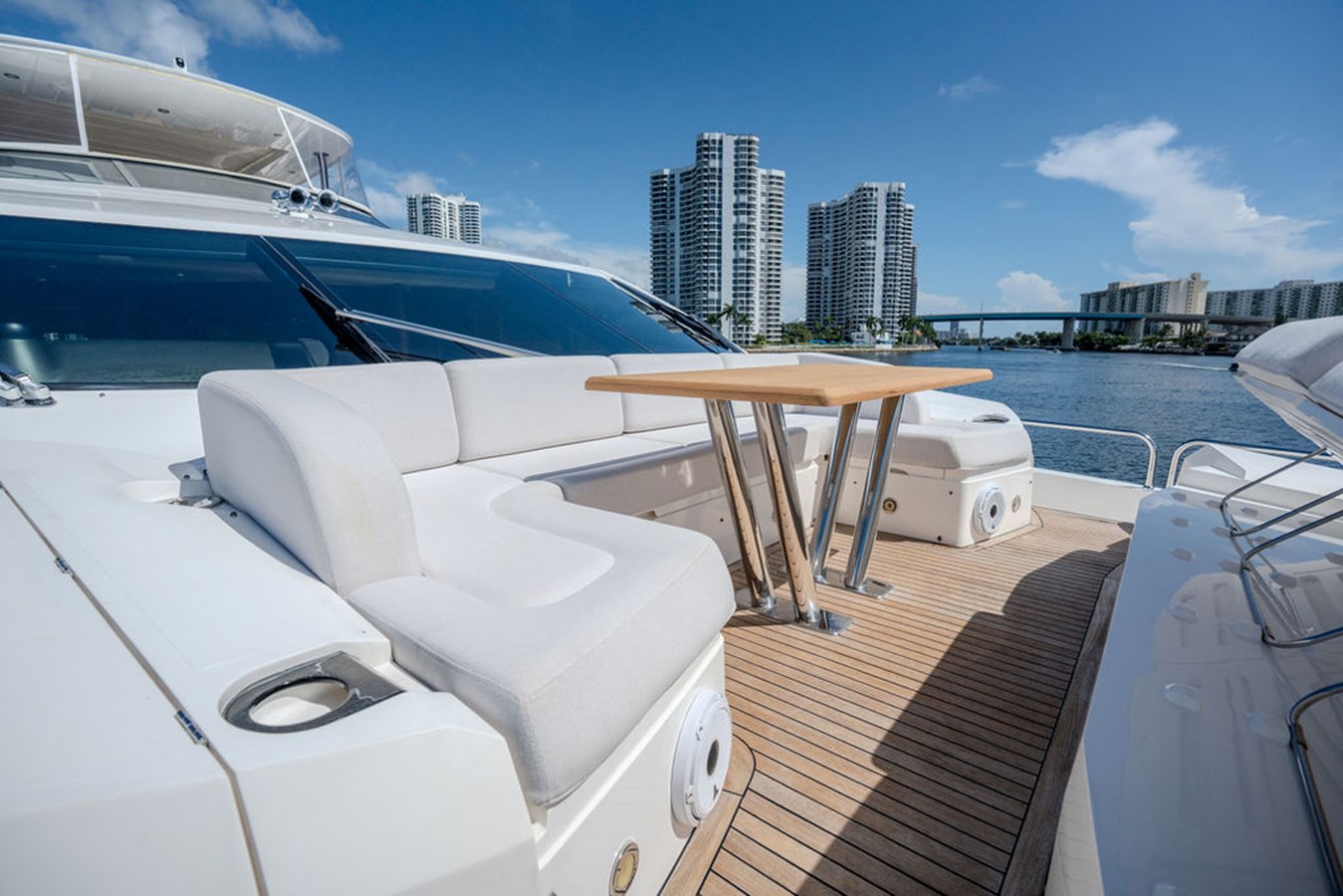 Sunseeker Motor Yacht SEA ZAR For Sale
