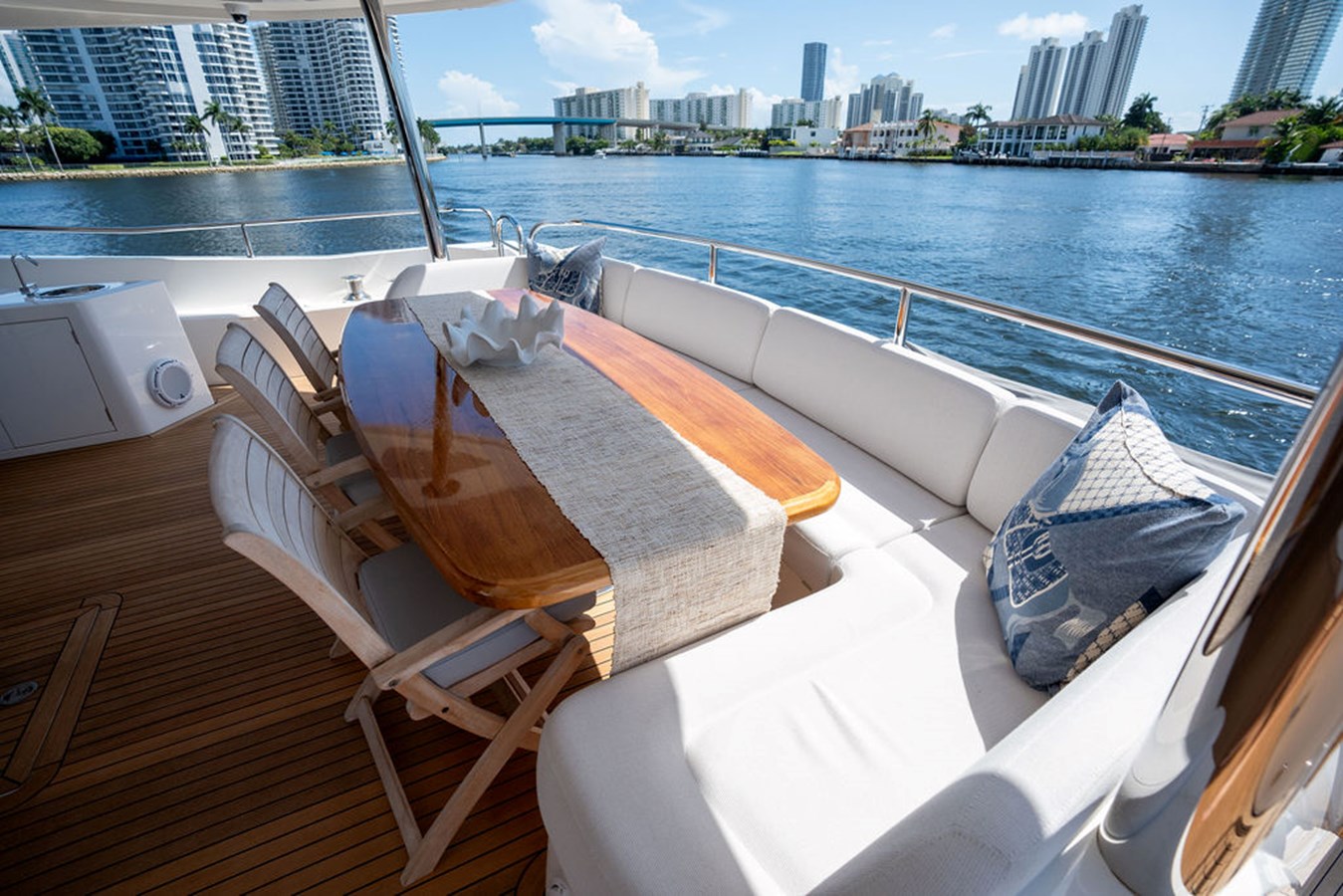 Sunseeker Motor Yacht SEA ZAR For Sale