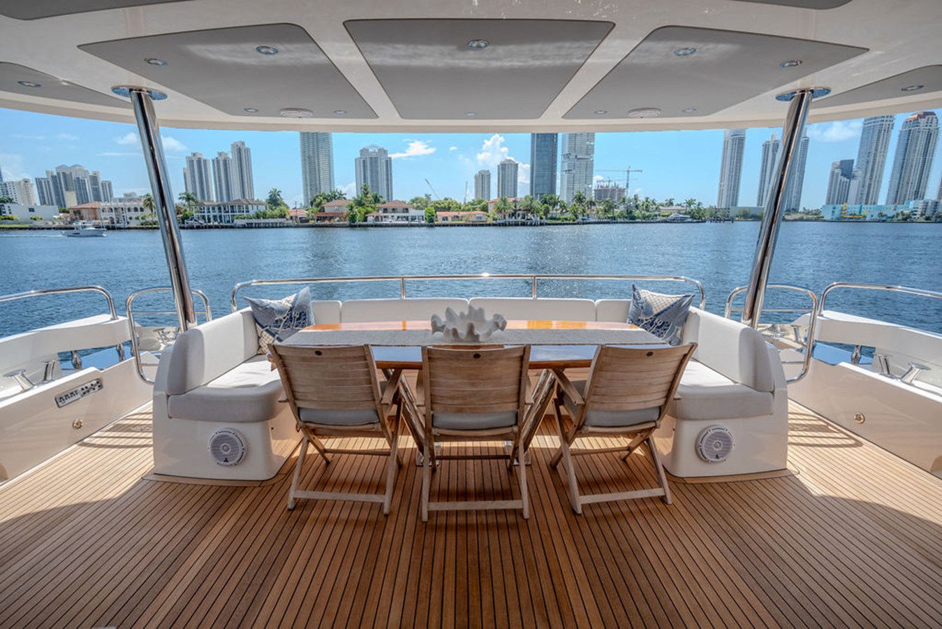 Sunseeker Motor Yacht SEA ZAR For Sale