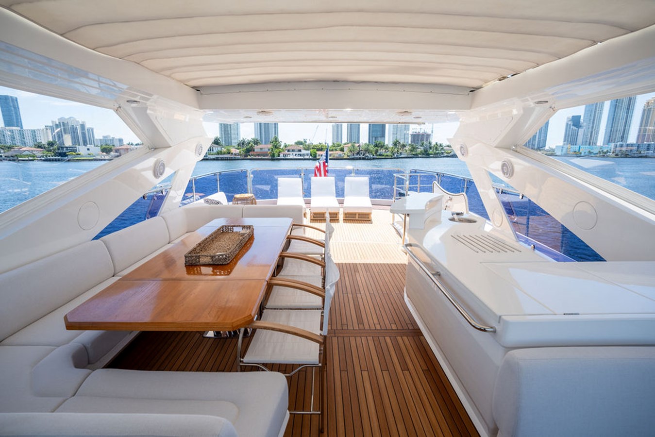 Sunseeker Motor Yacht SEA ZAR For Sale