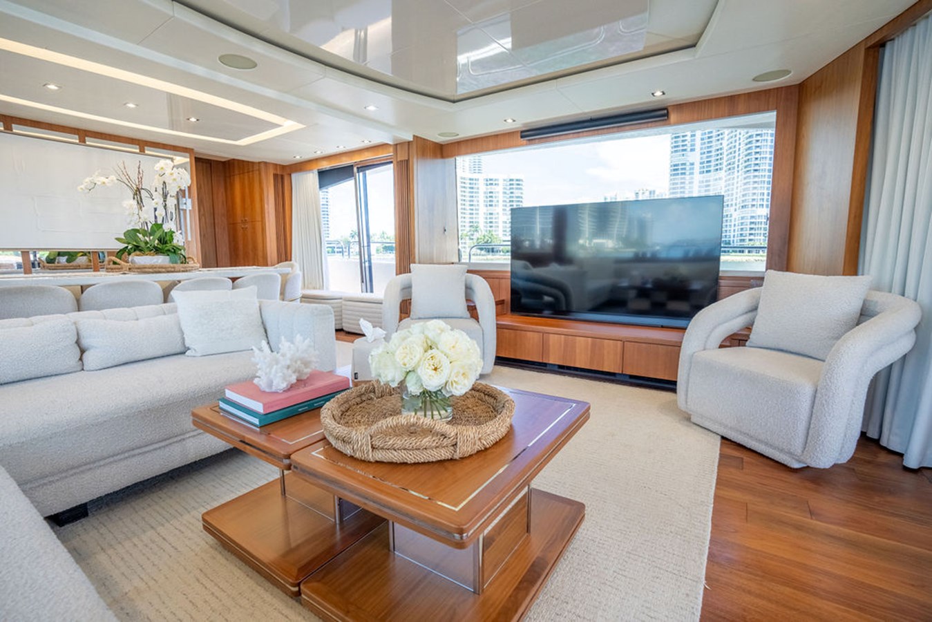 Sunseeker Motor Yacht SEA ZAR For Sale