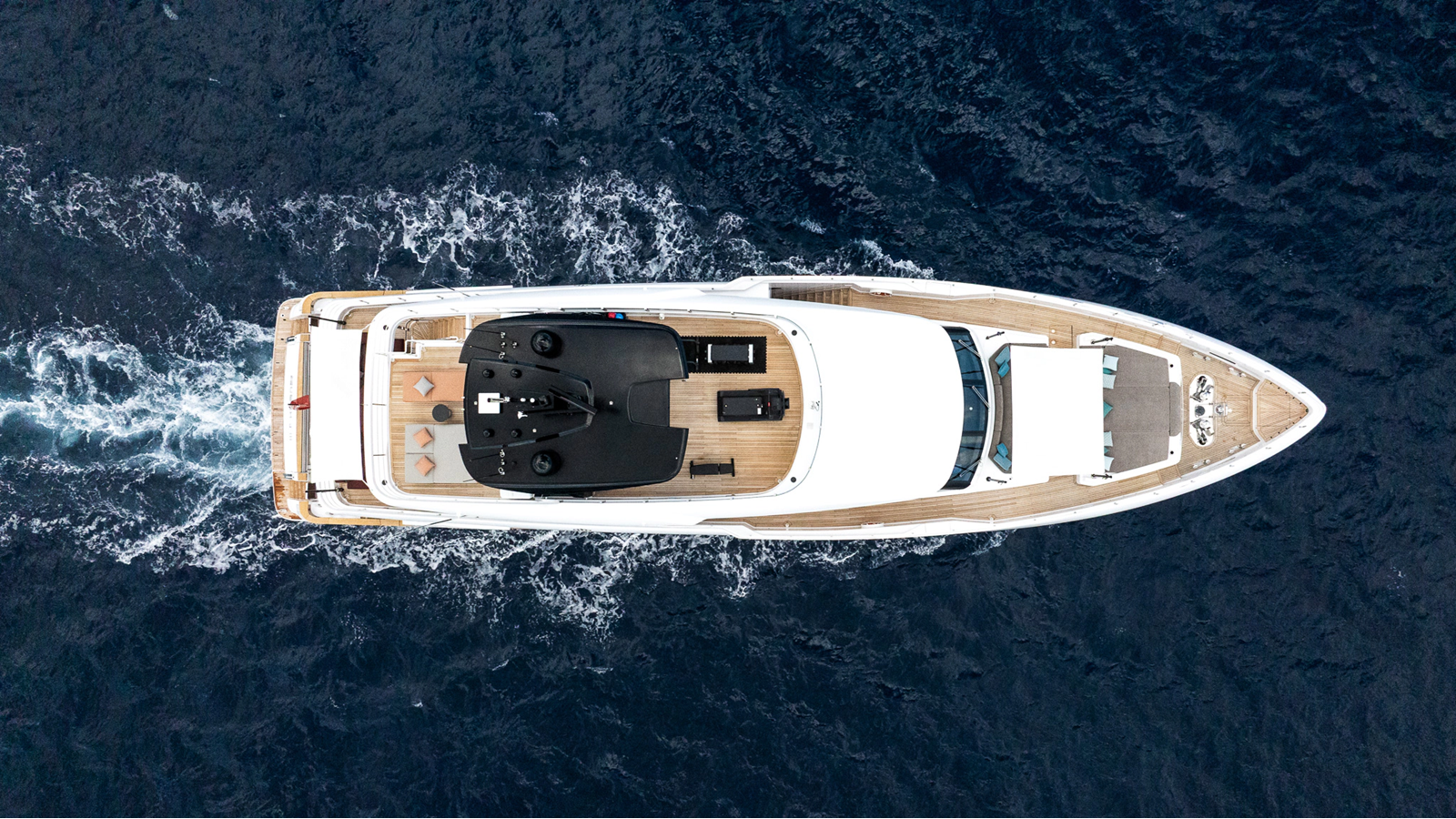 Custom Line Motor Yacht QUEEN J III For Sale