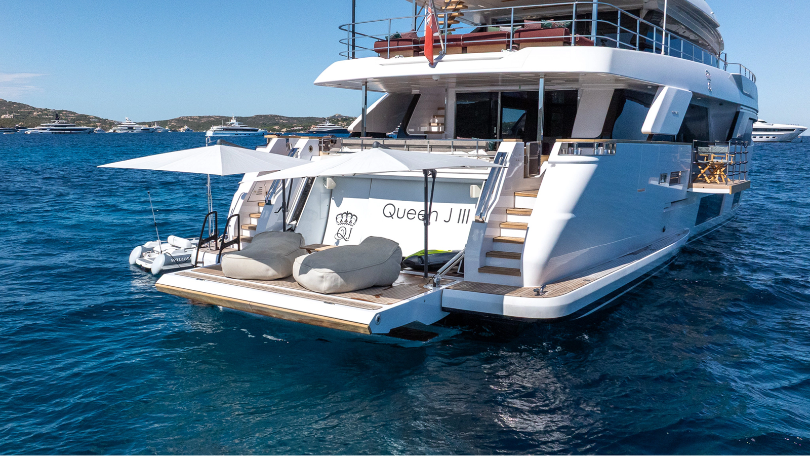 Custom Line Motor Yacht QUEEN J III For Sale