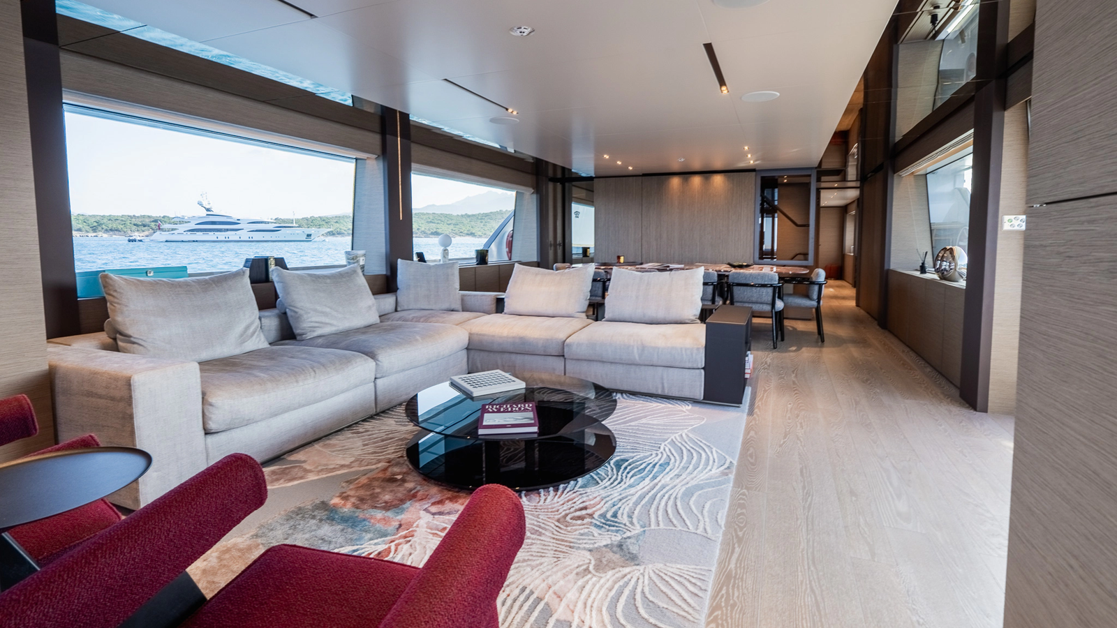 Custom Line Motor Yacht QUEEN J III For Sale