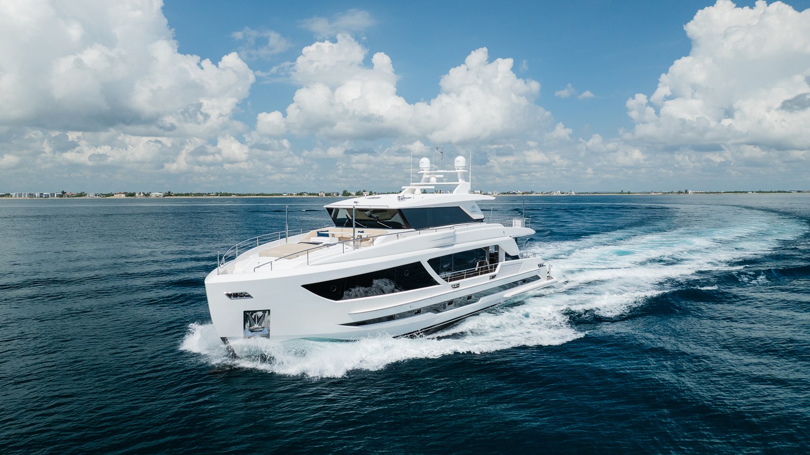 Horizon Motor Yachts Cruising Yacht AQUA LIFE For Sale