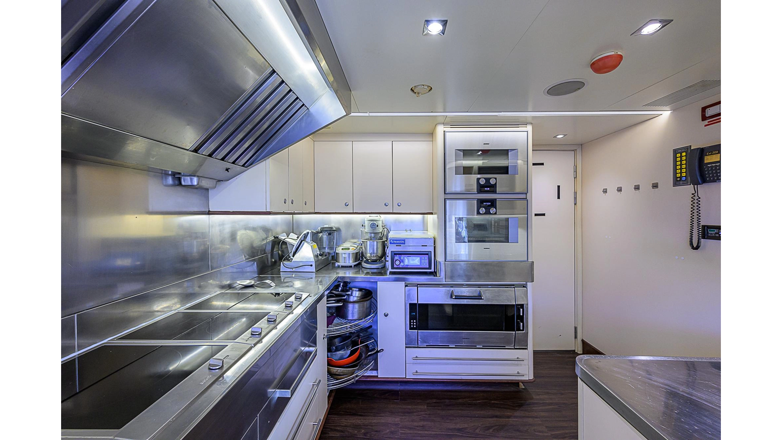 Benetti Yachts Motor Yacht SEASCAPE V For Sale