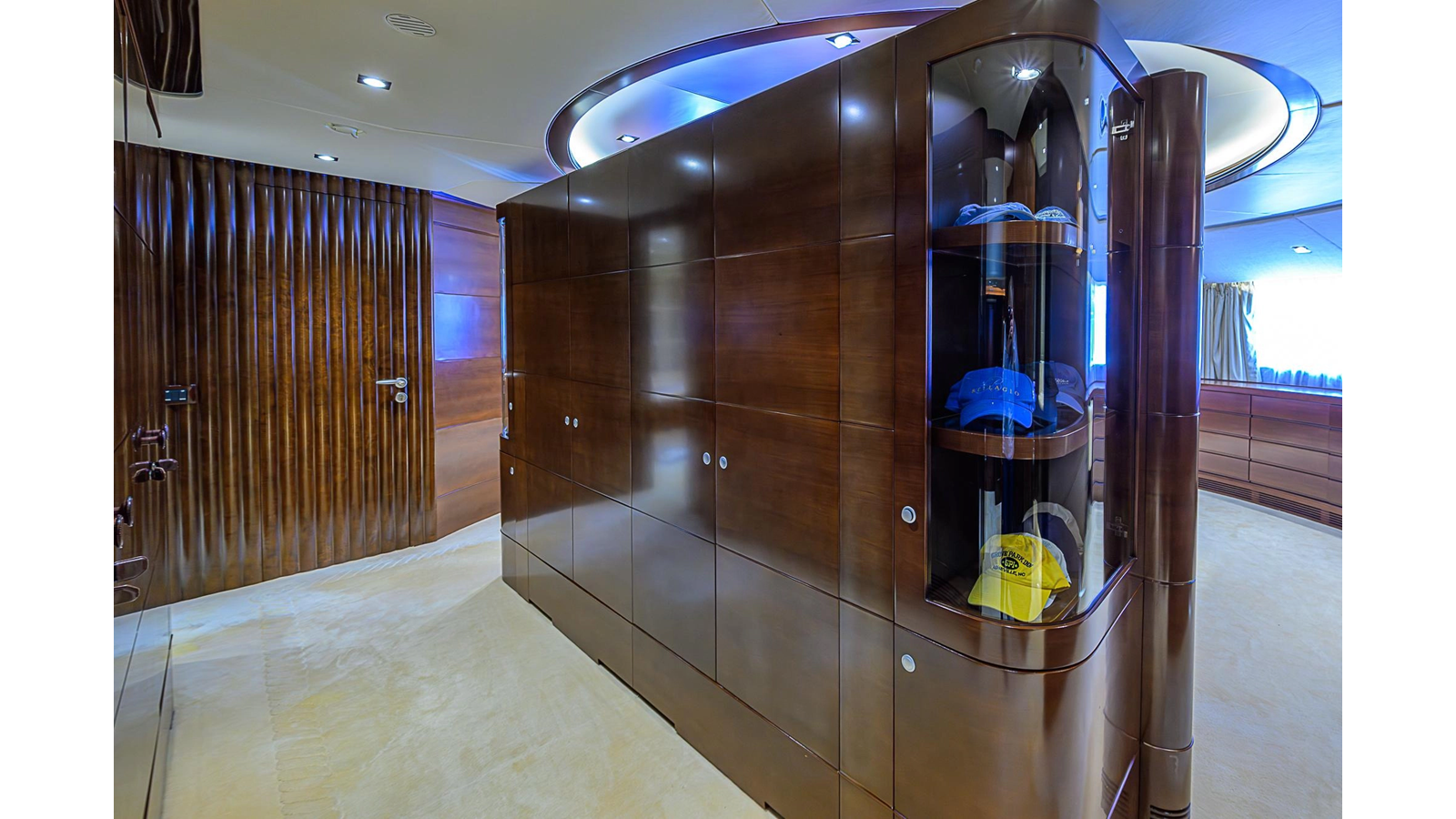 Benetti Yachts Motor Yacht SEASCAPE V For Sale