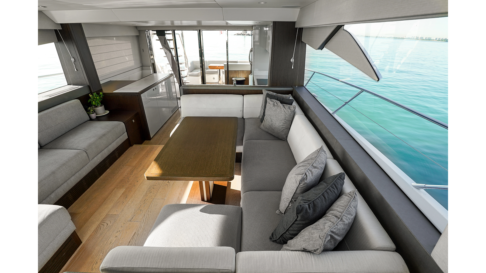 Sunseeker Motor Yacht LUCKY BET For Sale