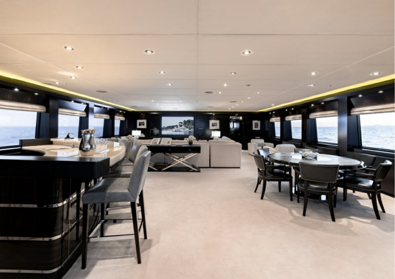Trinity Yachts Motor Yacht CARPE DIEM For Sale
