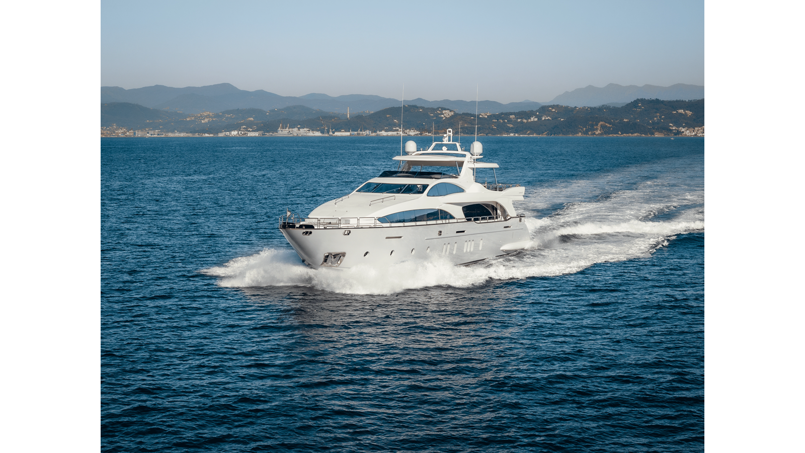 Azimut Yachts Motor Yacht SERENDIPITY For Sale
