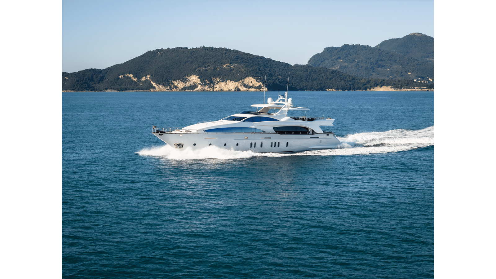 Azimut Yachts Motor Yacht SERENDIPITY For Sale