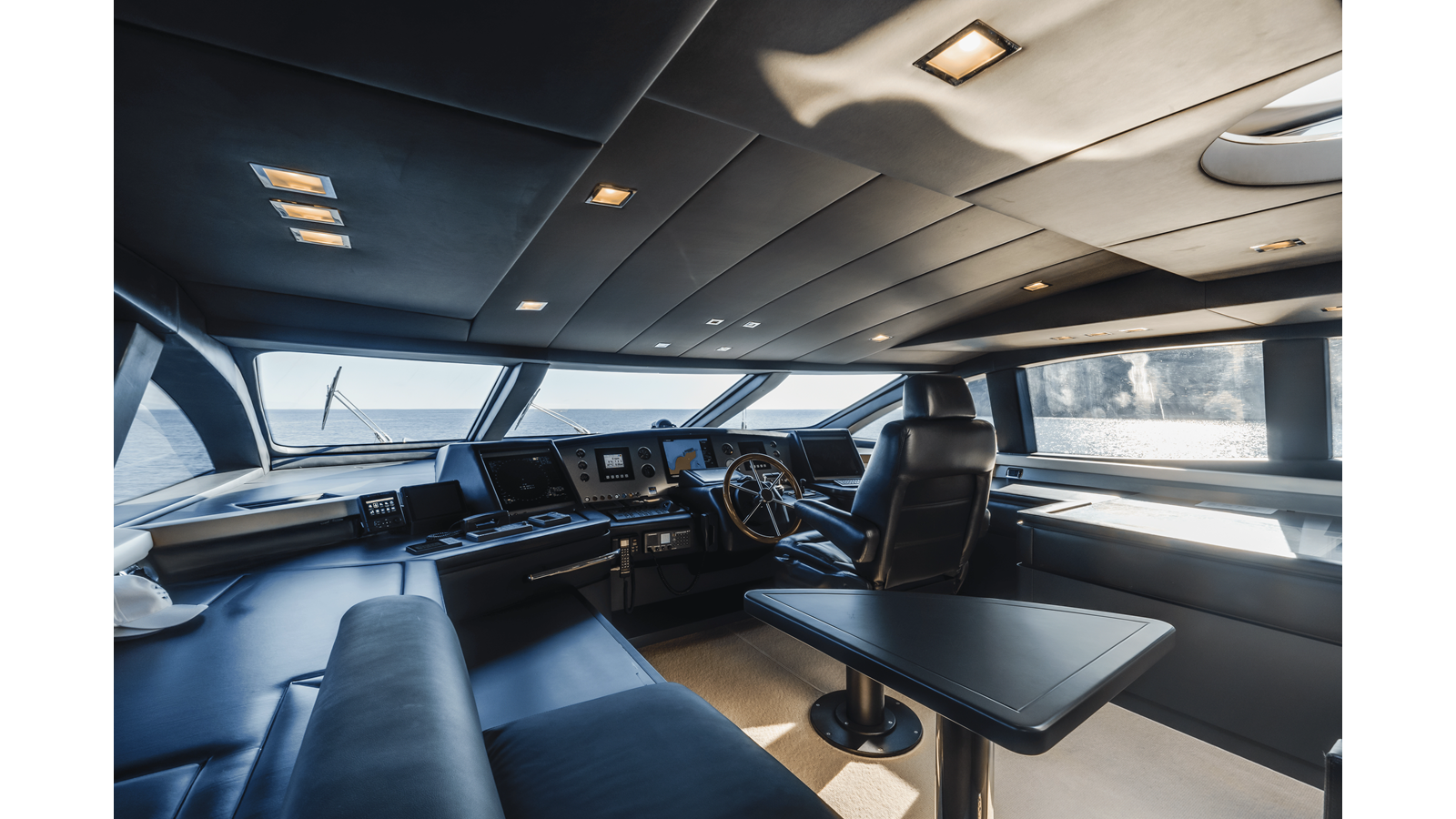 Azimut Yachts Motor Yacht SERENDIPITY For Sale