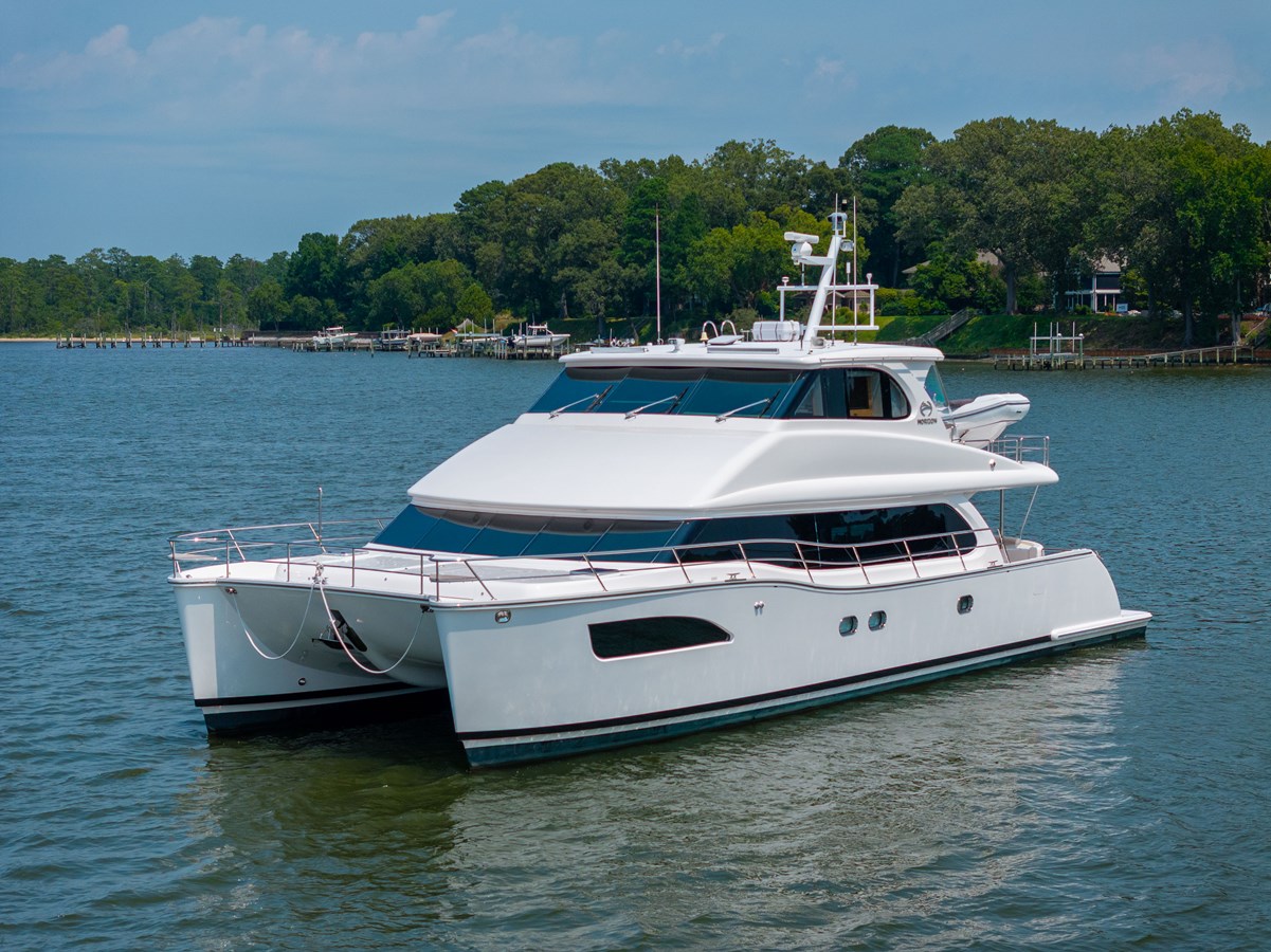 Horizon Motor Yachts Catamaran LORAX For Sale