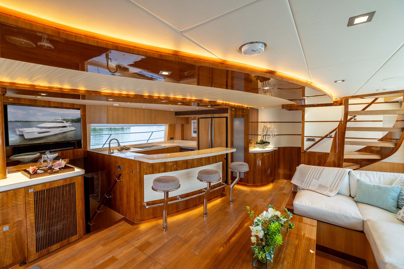 Horizon Motor Yachts Catamaran LORAX For Sale