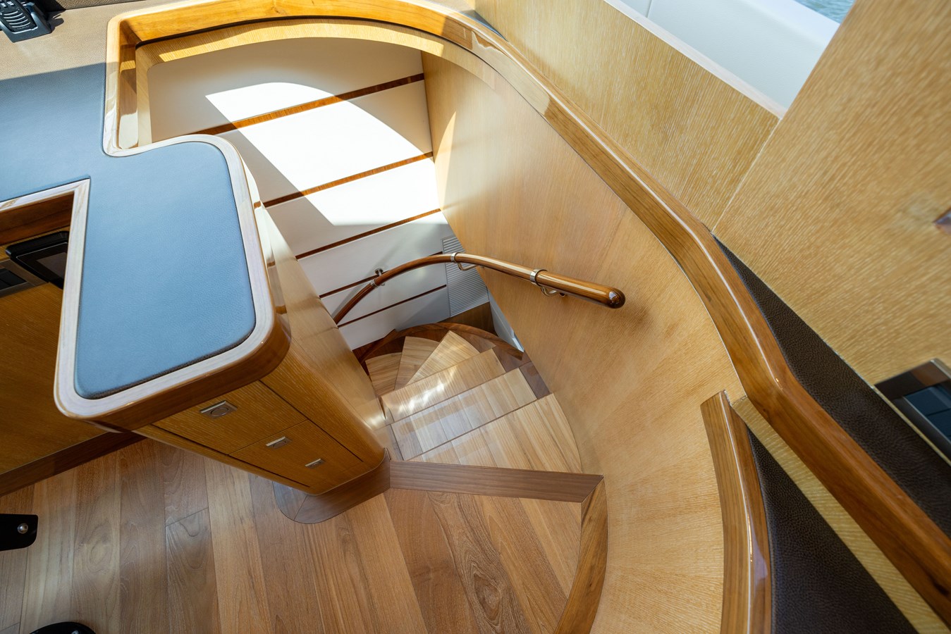 Horizon Motor Yachts Catamaran LORAX For Sale