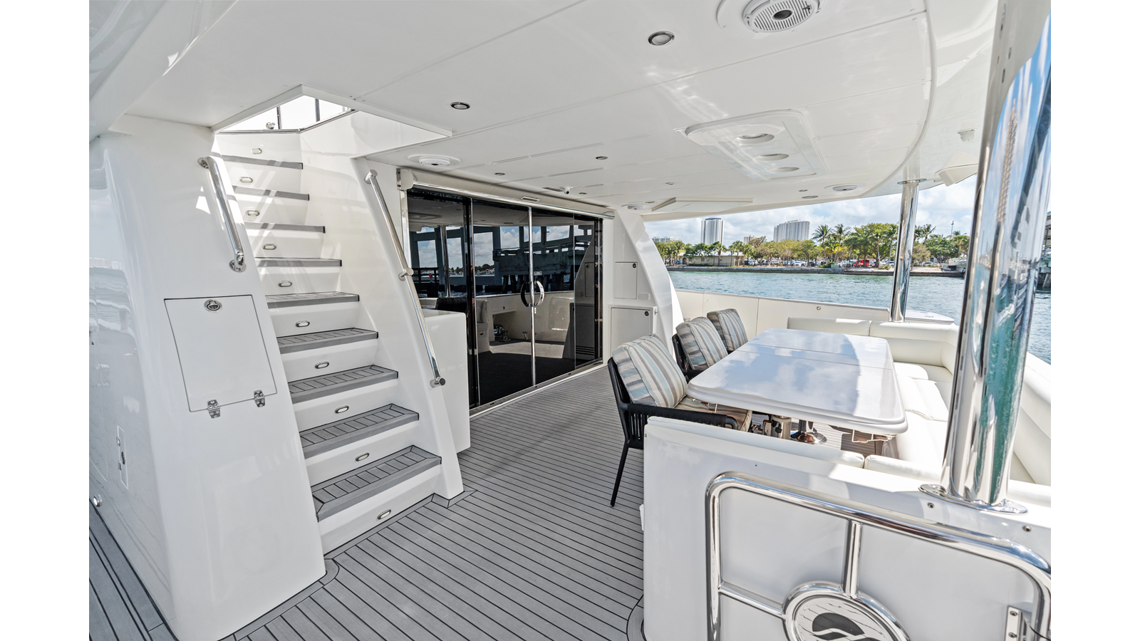 Johnson Motor Yacht Aleniel For Sale