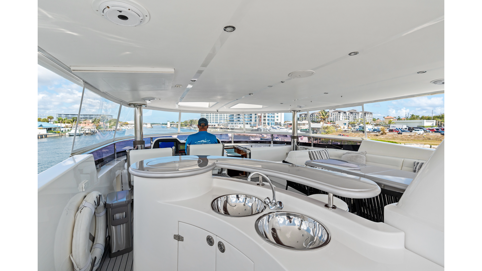 Johnson Motor Yacht Aleniel For Sale