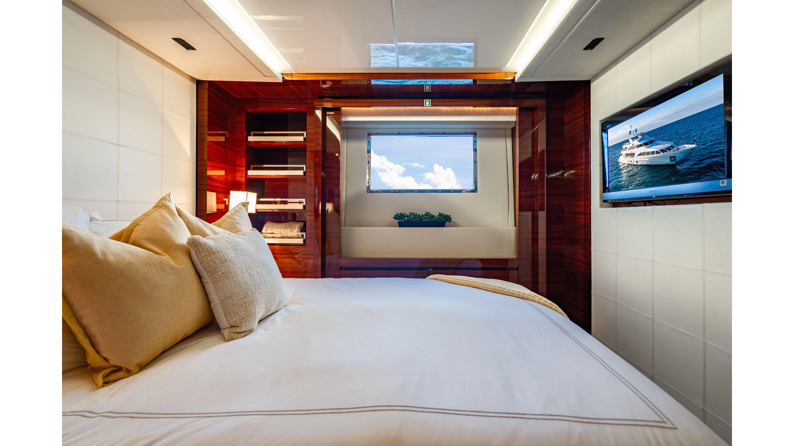 Benetti Yachts Motor Yacht ALLORA For Sale