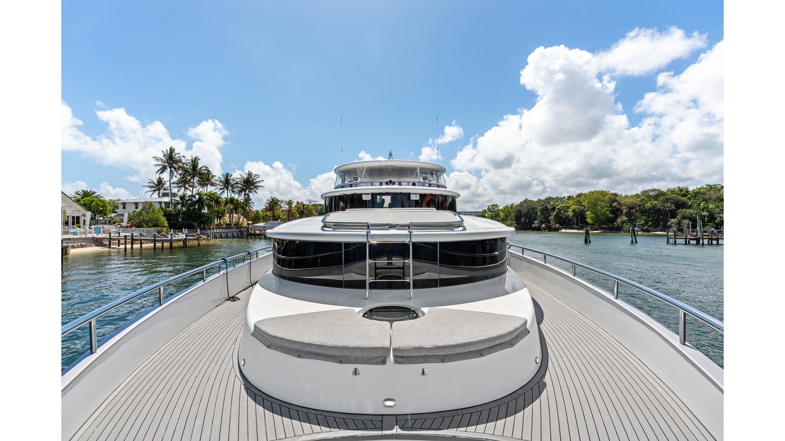 Johnson Motor Yacht Aleniel For Sale