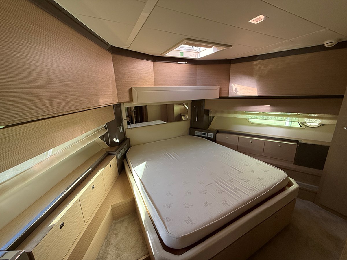 Ferretti Motor Yacht La Luna For Sale