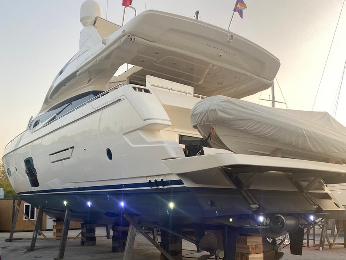 Ferretti Motor Yacht La Luna For Sale