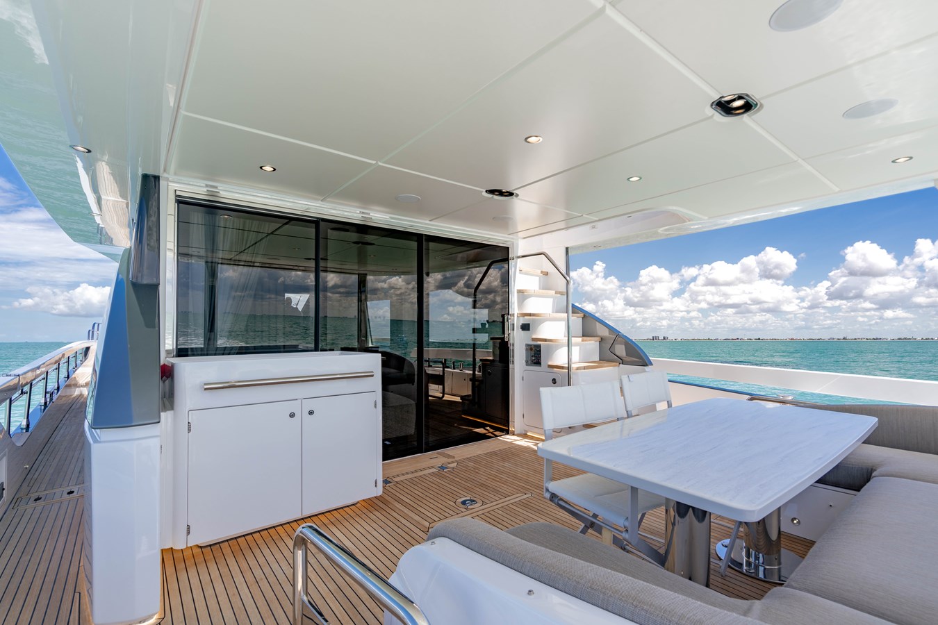 Azimut Yachts Motor Yacht Plane To Sea For Sale