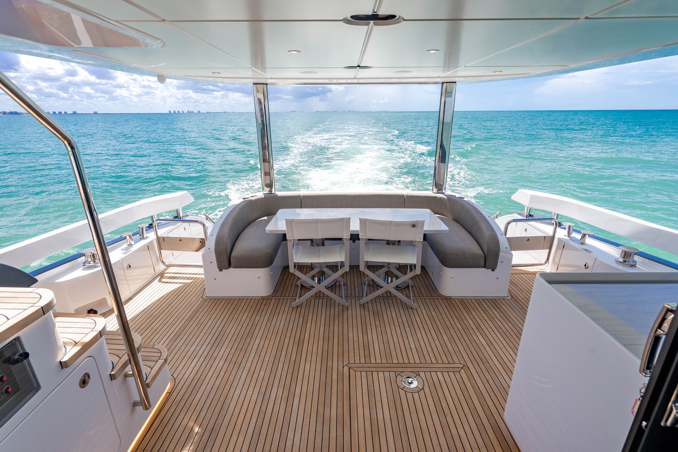 Azimut Yachts Motor Yacht Plane To Sea For Sale