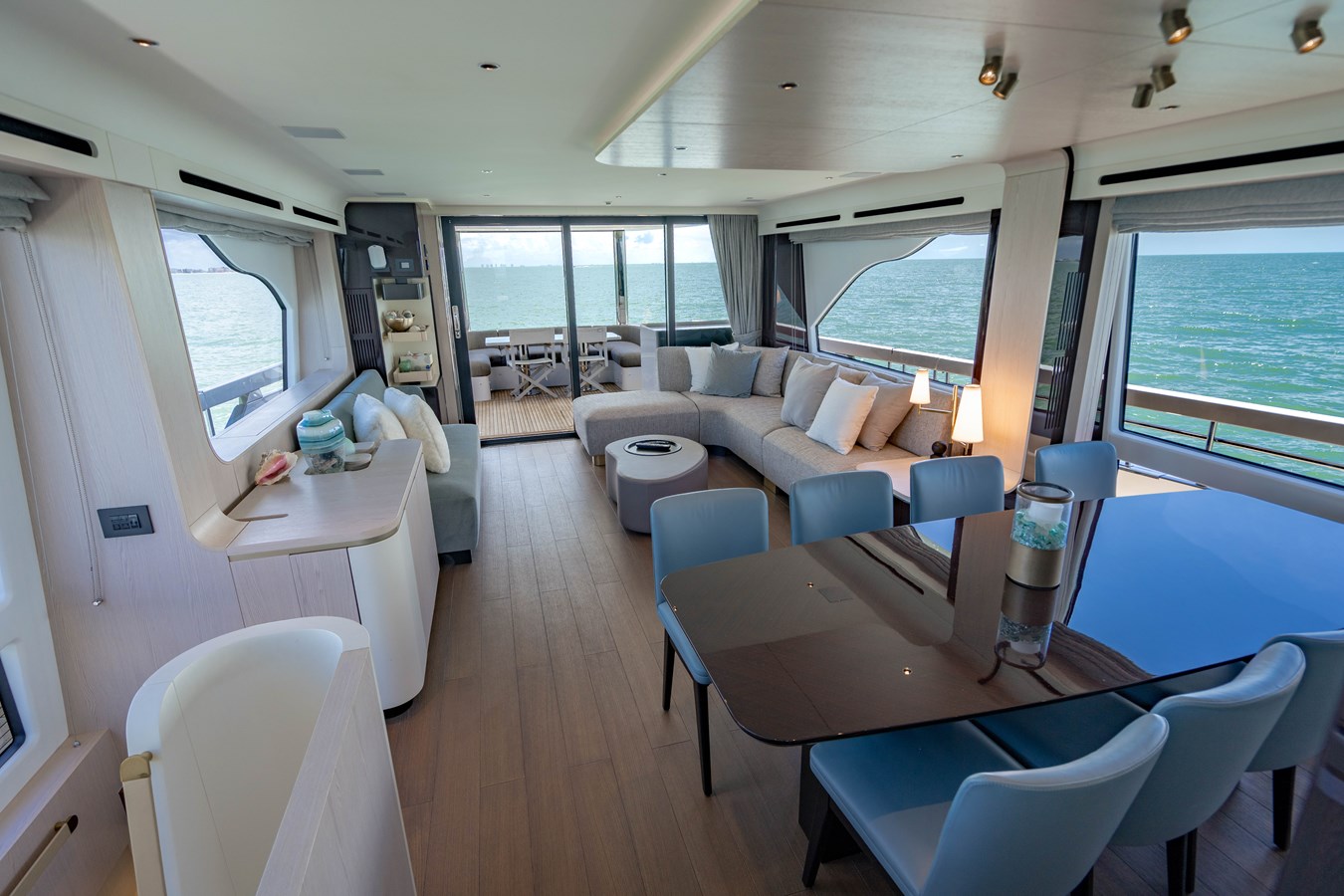 Azimut Yachts Motor Yacht Plane To Sea For Sale