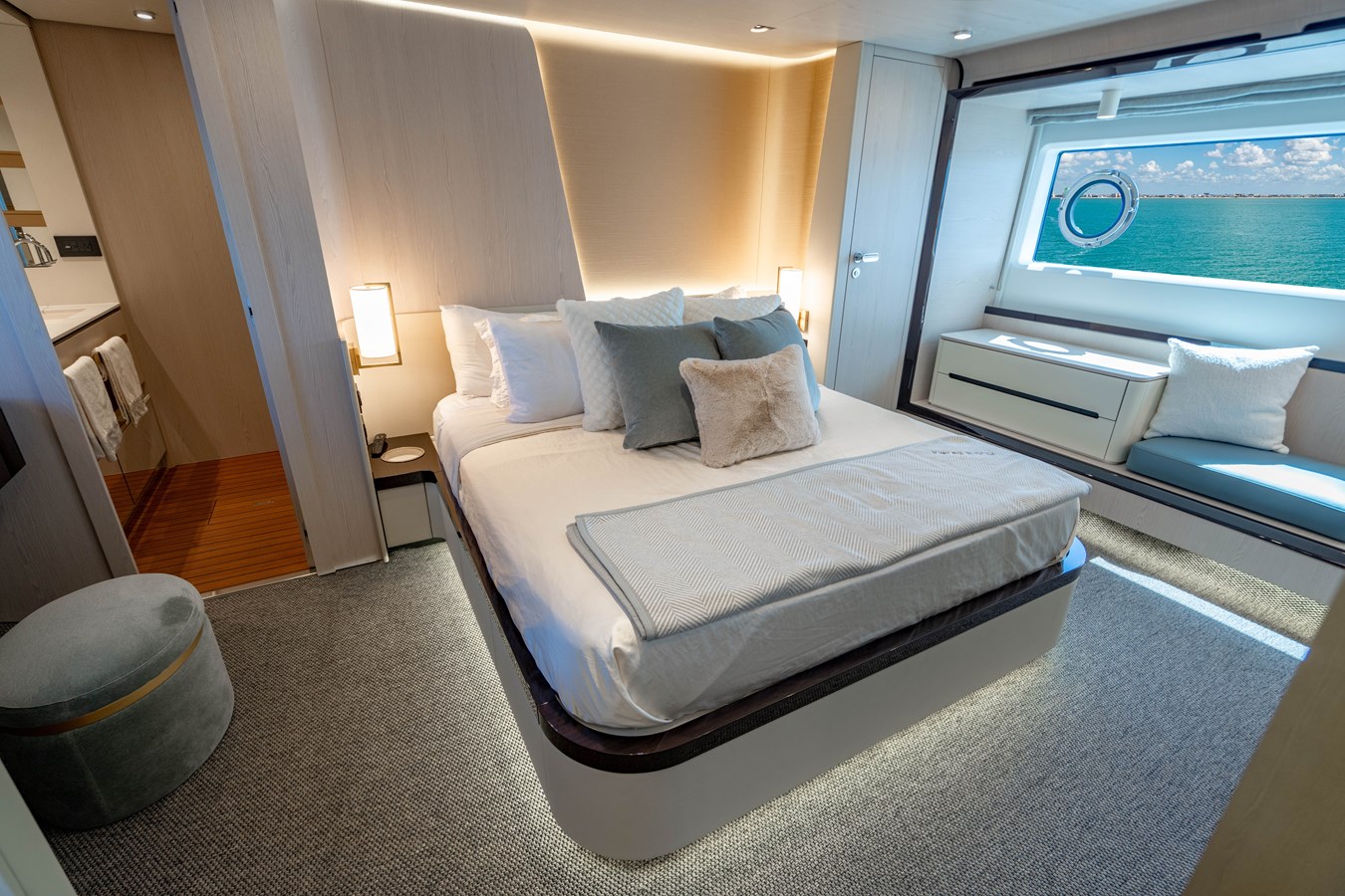 Azimut Yachts Motor Yacht Plane To Sea For Sale