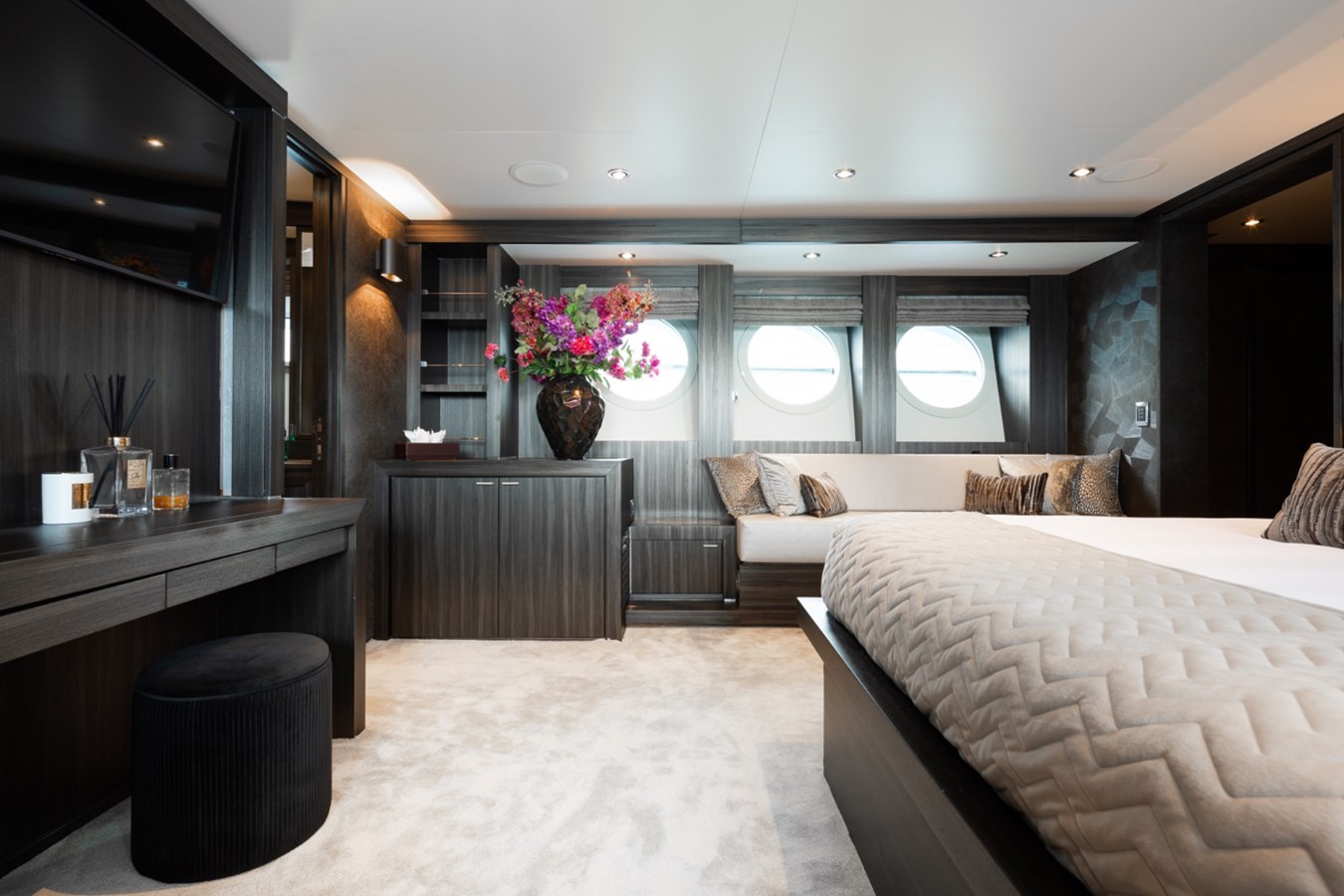 Palmer Johnson Motor Yacht TAIMARE For Sale