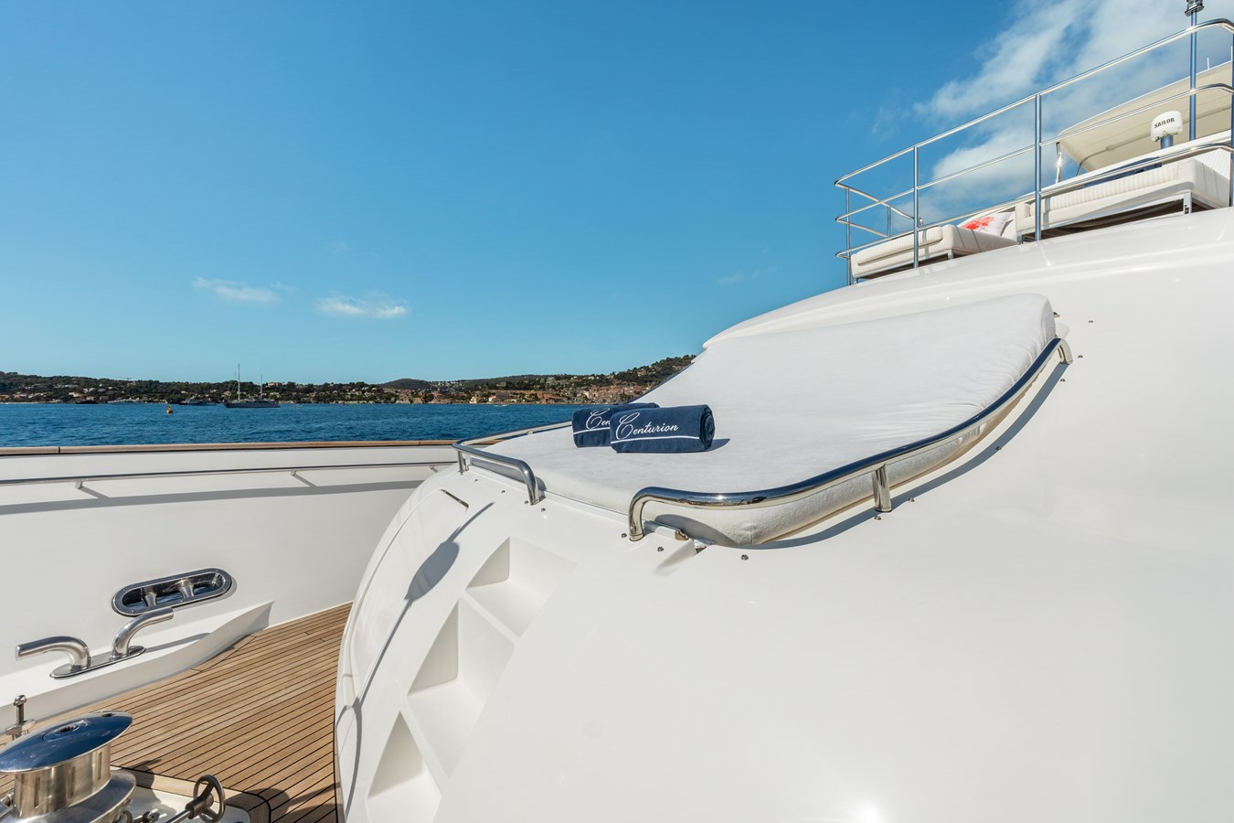 Custom Line Motor Boat CENTURION For Sale