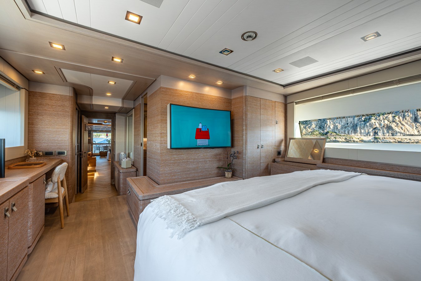 Custom Line Motor Boat CENTURION For Sale
