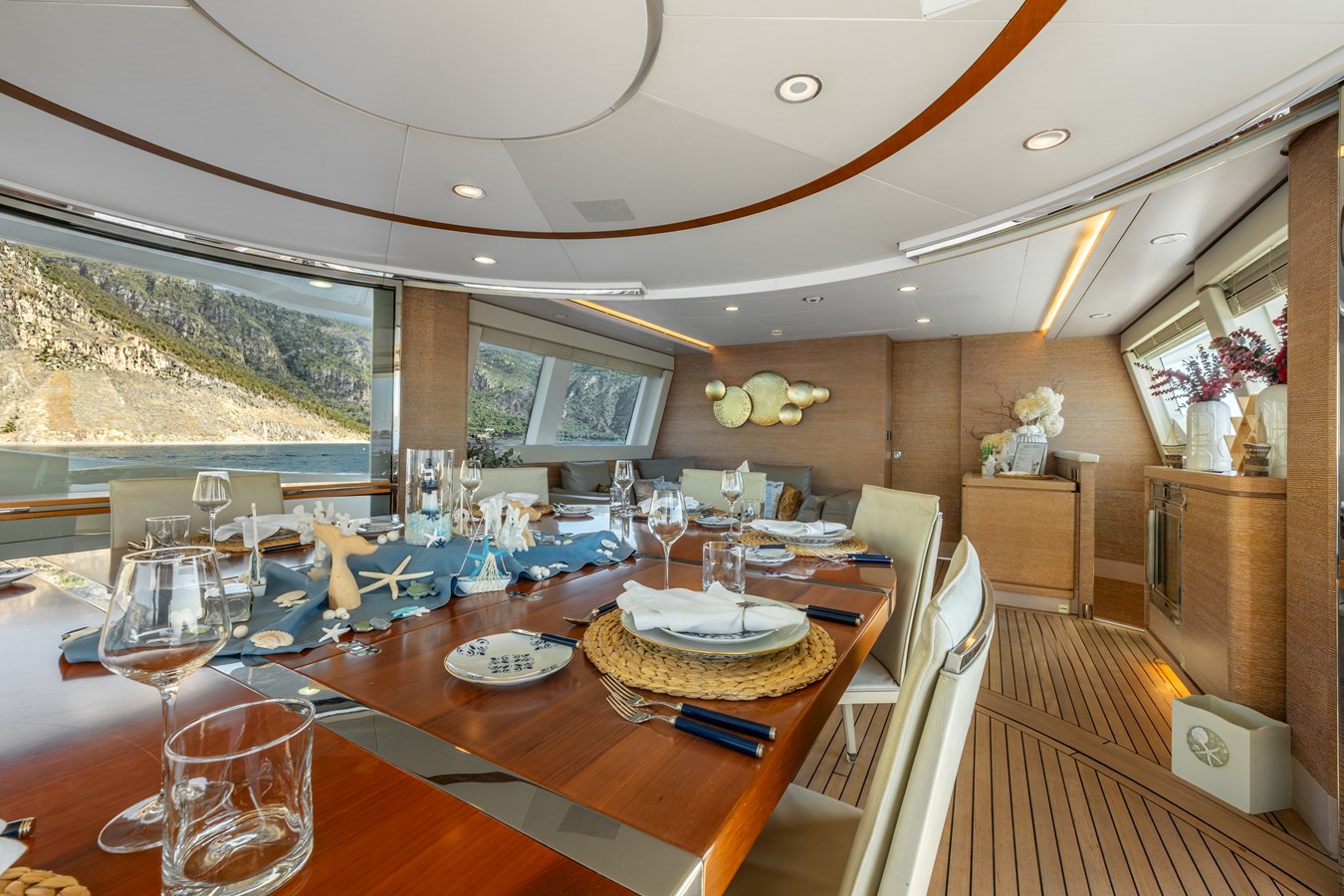 Custom Line Motor Boat CENTURION For Sale