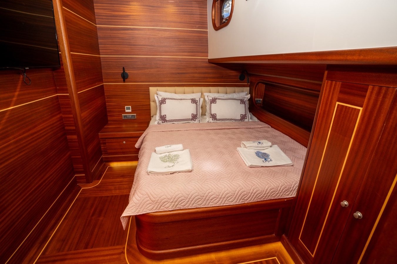 Custom Cruising Ketch N/A For Sale