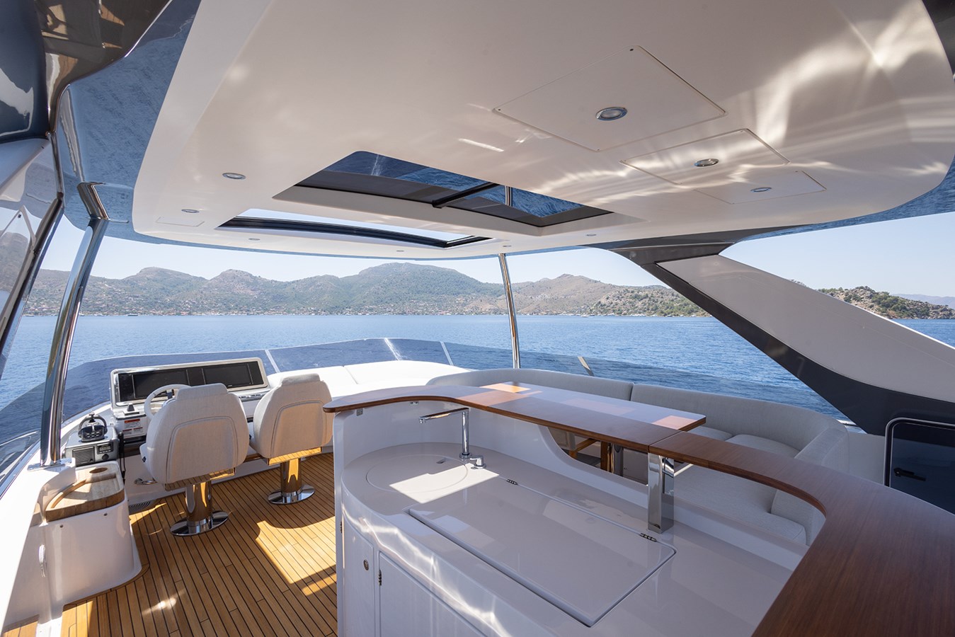 Azimut Yachts Motor Yacht MILES For Sale