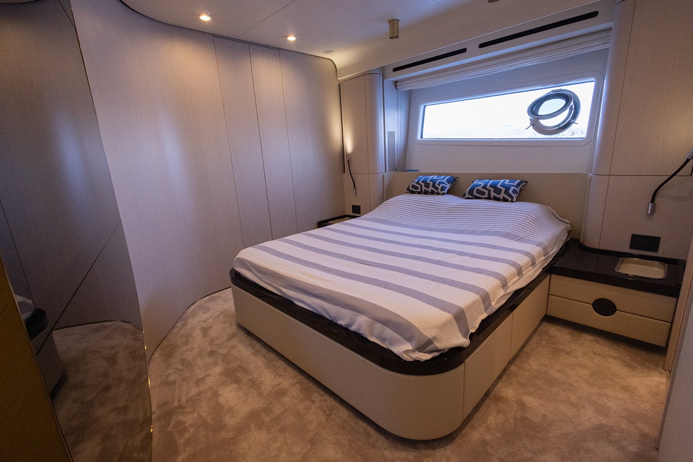 Azimut Yachts Motor Yacht MILES For Sale